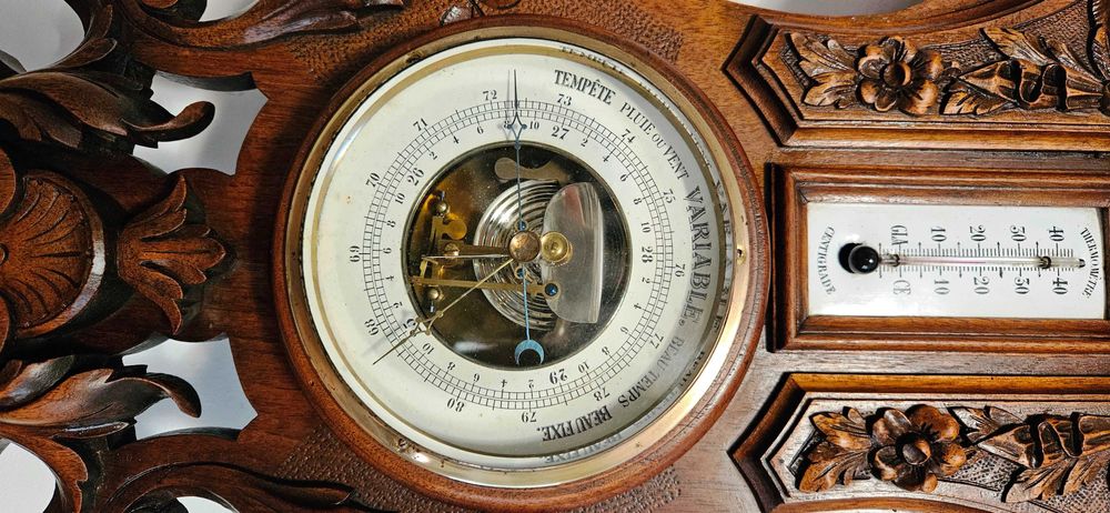 Ceas de perete francez cu barometru si termometru, anii 1900