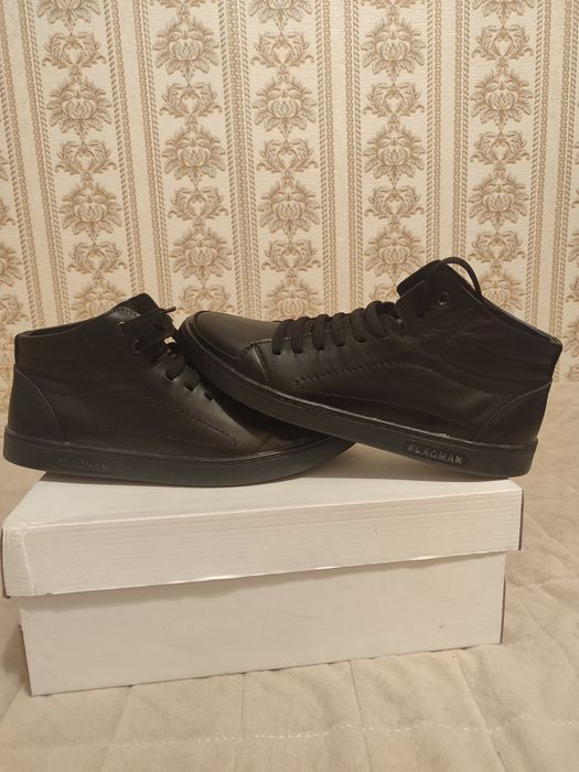 Полуботинки весенние