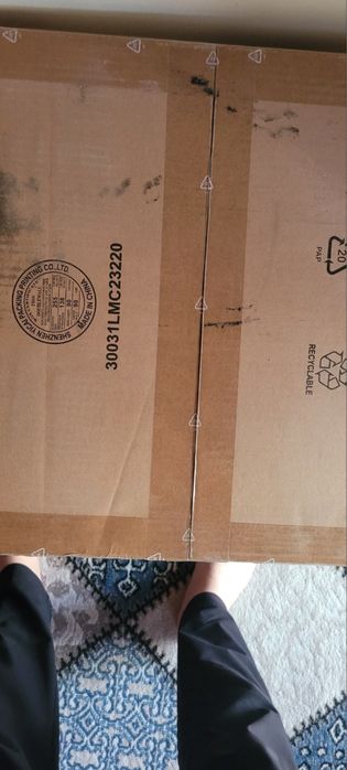 Huawei inverter 35kun boldi dillerdan olganman  yangi 2dona bor 5kwt