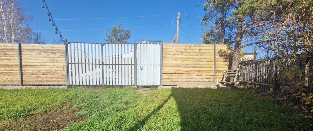 Продаётся дачный участок в лесу