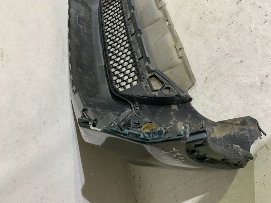 Bara fata, VW Tiguan All Space, 2011, 2012, 2013, 2014, 2015, 2016, cod origine OE 5N0807221T, cu gauri pentru spalatori faruri, completa.