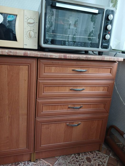 Кухонный гарнитур.