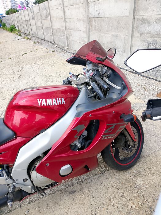 YAMAHA YZF 600 Thundercat