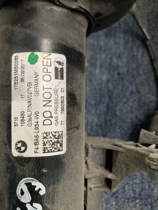 BMW Seria 5 G30 G31 XDrive Amortizor electric edc fata stanga dreapta