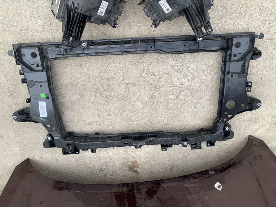 Far/trager Nissan Juke an 2020/2021/2022/2023/2024