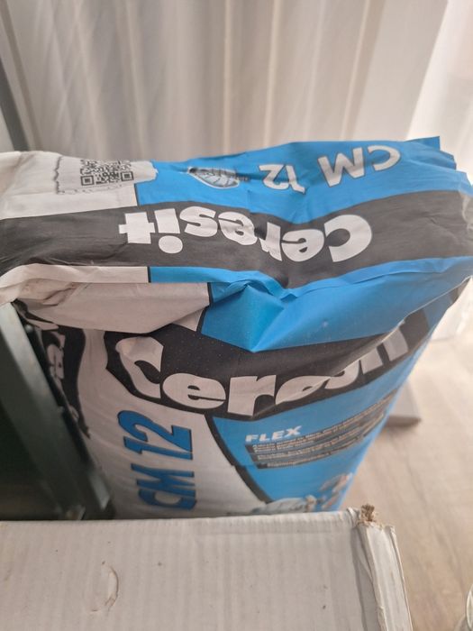 Adeziv placari ceramice, Ceresit CM 12, gri, 25kg plus Grund de aderență Akkit 110 2,5 litri