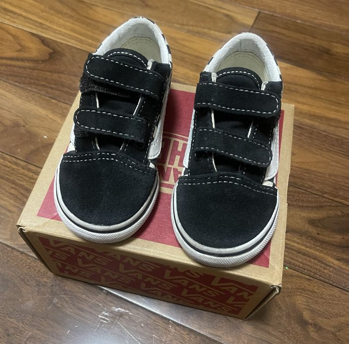 Продам детские кеды Vans