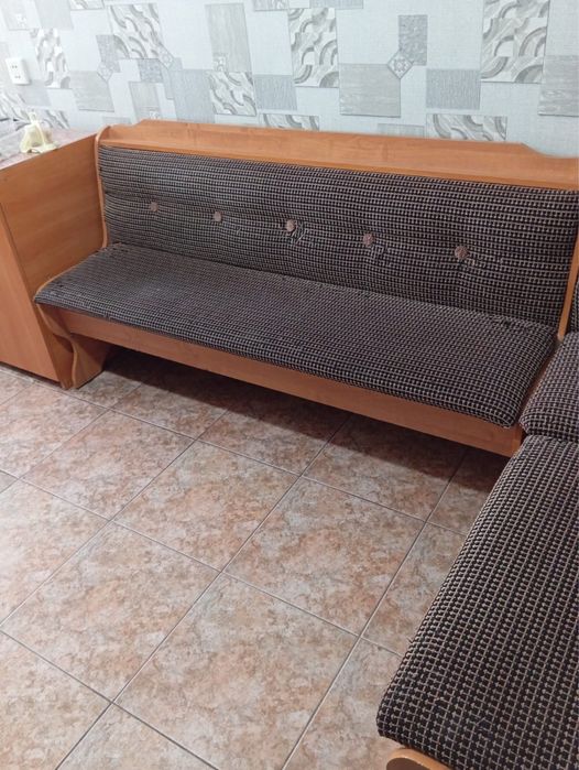 Кухонный угловой диван