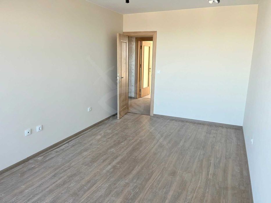 Продава се Тристаен апартамент в Пловдив, Гагарин - 115 кв.м за 1147 €/кв.м - Снимка #10
