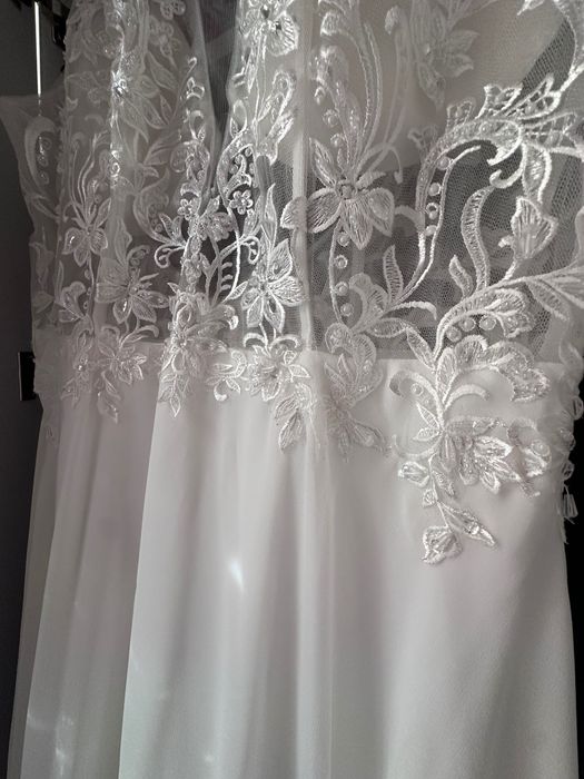 Официална сватбена рокля