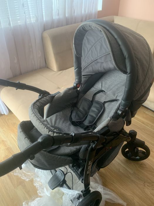 Бебешка количка 3 в 1