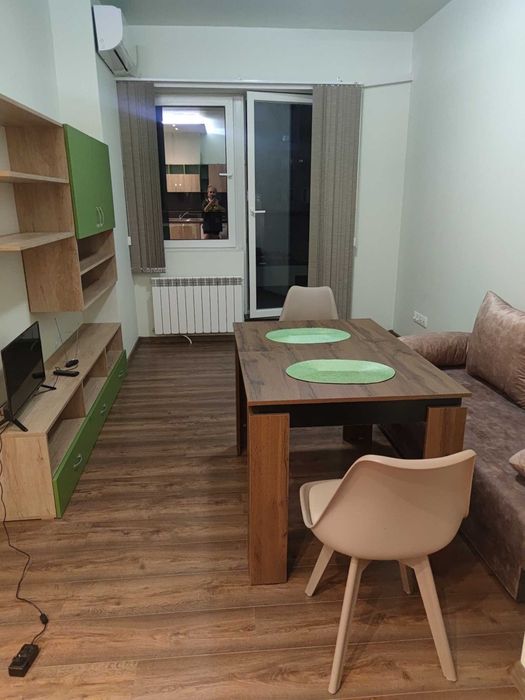 Продава се Двустаен апартамент в София, Хладилника - 55 кв.м за 3237 €/кв.м - Снимка #1