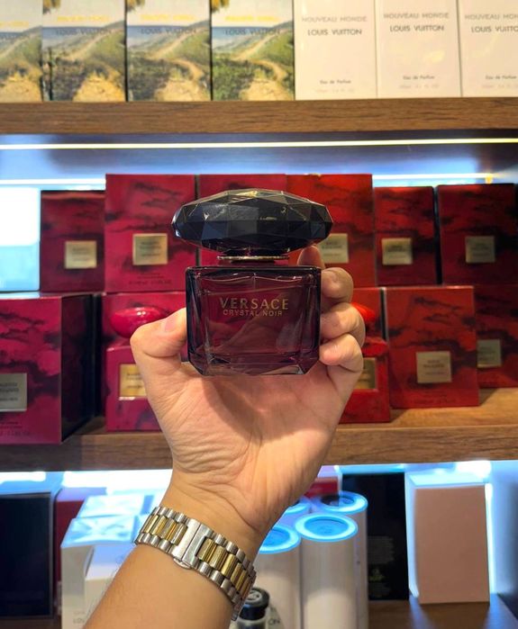 Versace  Crystal Noir