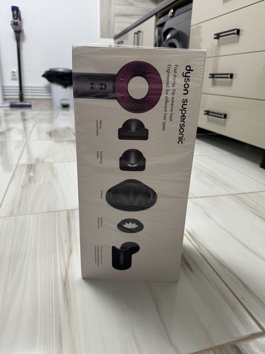 Dyson supersonic hoo8