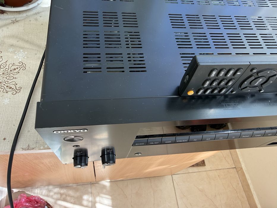 Onkyo TX-NR686 Bluetoot Dolby Atmos Wi-Fi