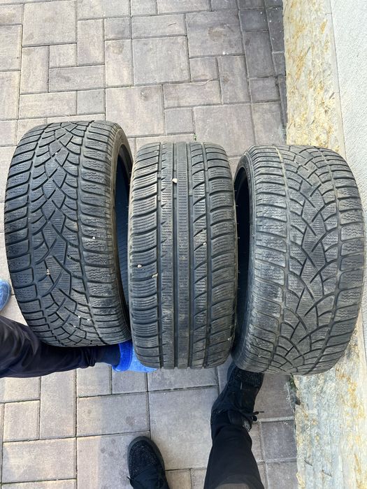 Set 4 Anvelope Iarnă 245/40 R18 - Profil Foarte Bun (Dunlop & Tomket)