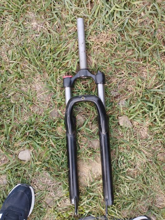 Vând furca - furci pentru bicicleta - biciclete!