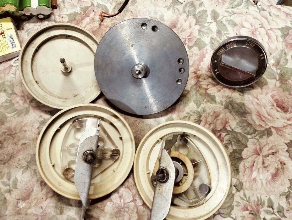 Vind piese Magnetofon