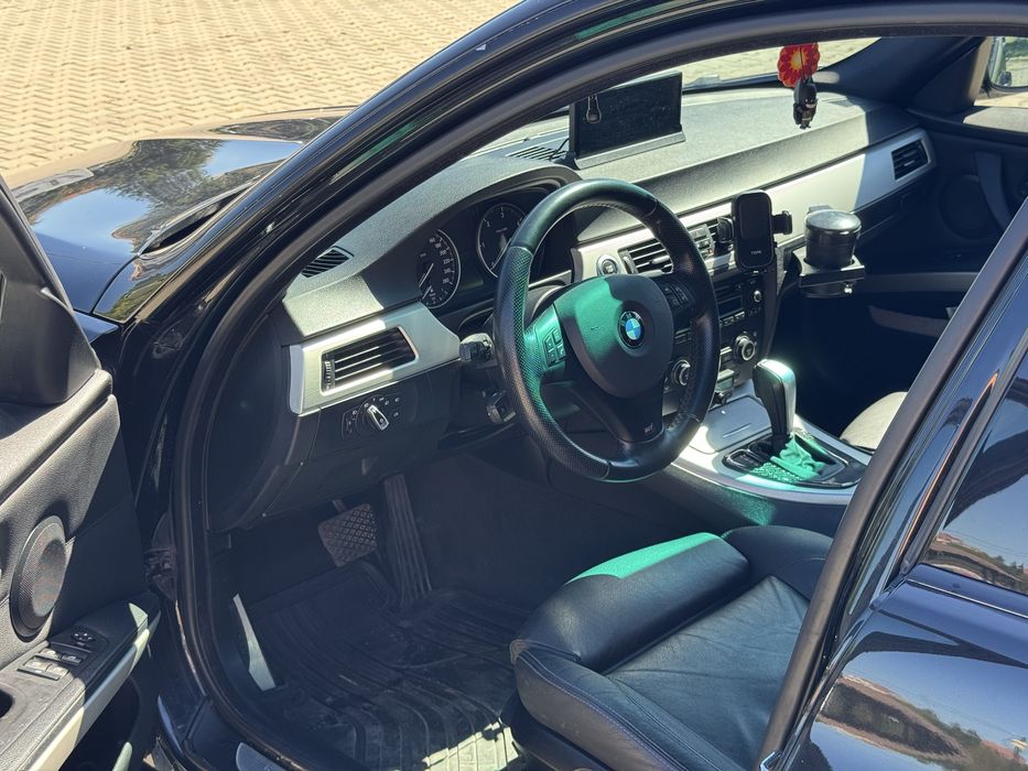 BMW Seria 3 E90 Pachet M