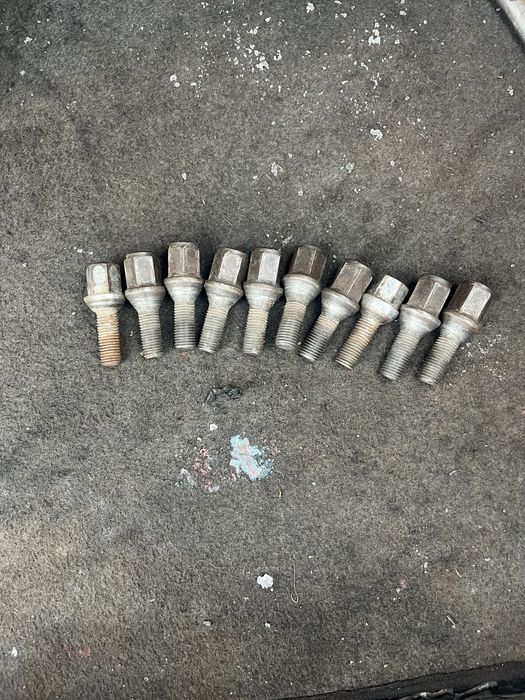 болты на диски мерседес