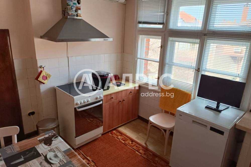 Продава се Къща в Разград, Център - 149 кв.м за 1010 €/кв.м - Снимка #10