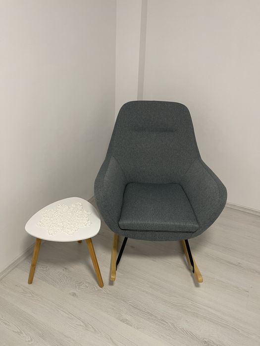 Balansoar albastru Jisk