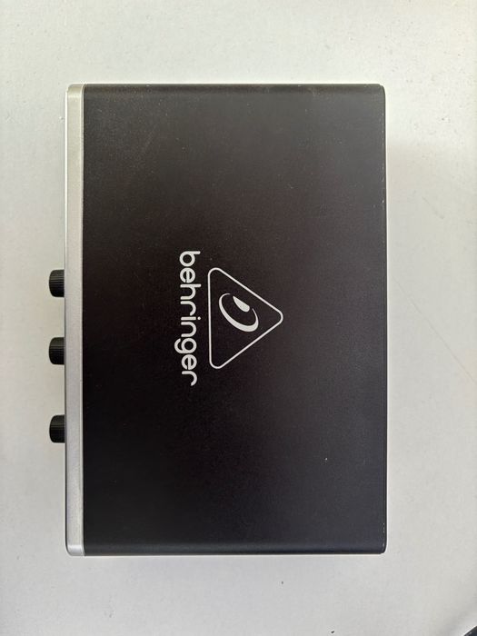 Аудиоинтерфейс За Китара Behringer