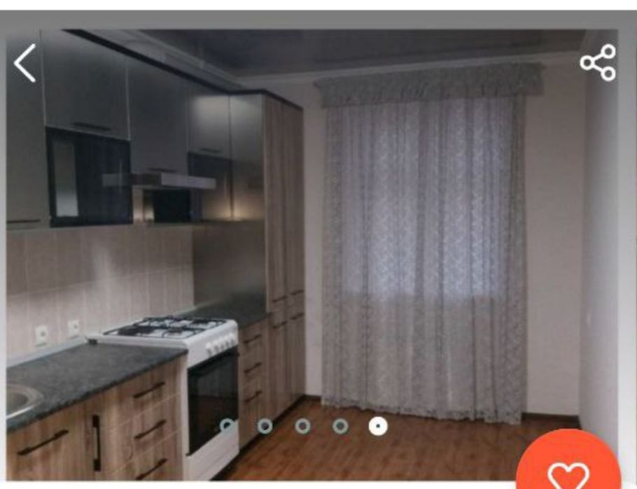 Квартира в центре города Карши 4 микрорайон 45 дом 11 квартира кирпич