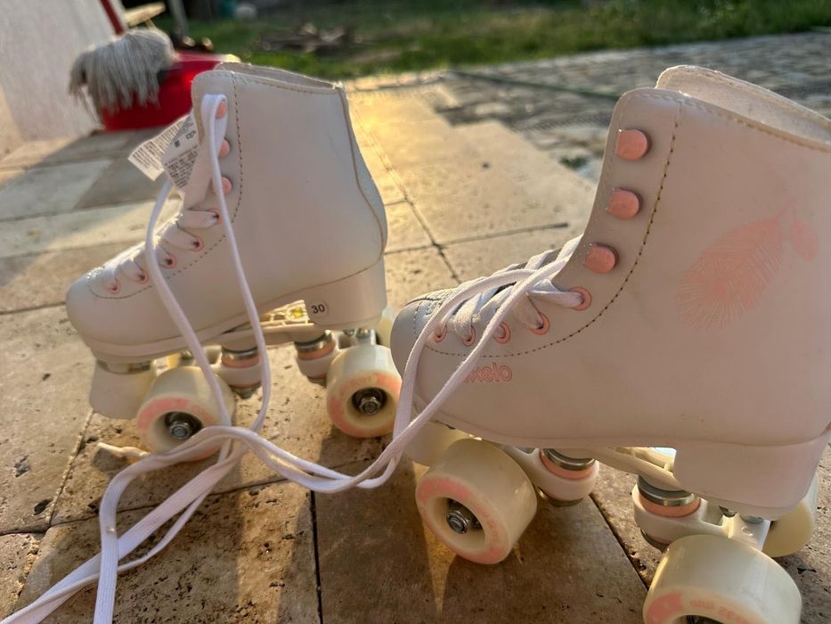 Role albe / White rollers