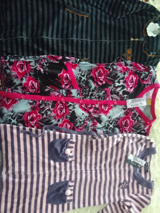 Продам женские халаты