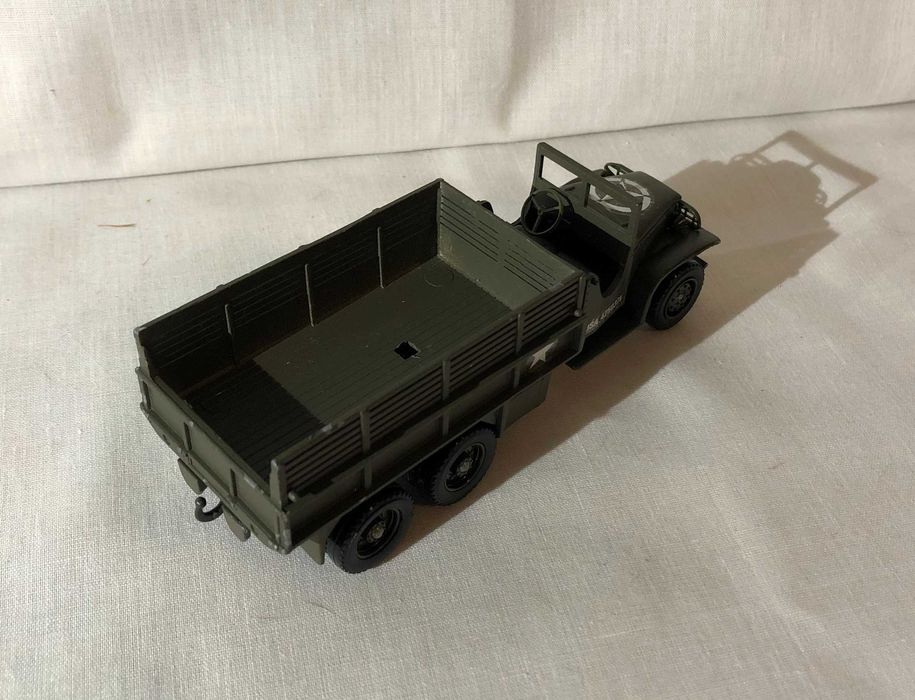 Macheta militara GMC CCKW 353 6x6 Solido metal scara 1/50