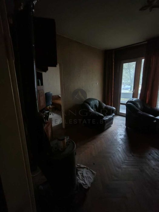 Продава се Тристаен апартамент в Пловдив, Кършияка - 80 кв.м за 900 €/кв.м - Снимка #1