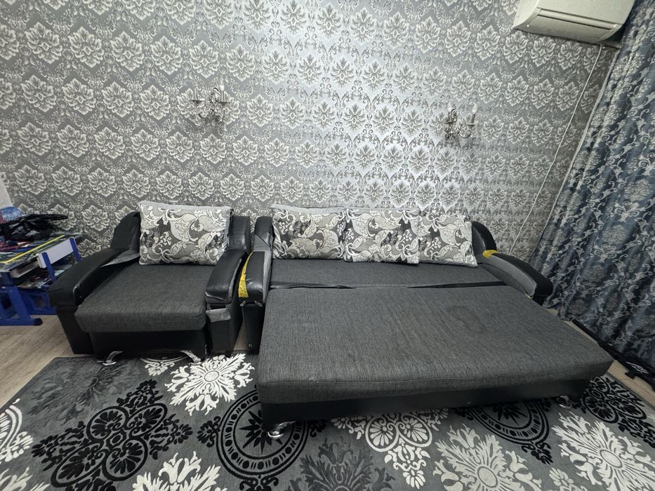 Продаю Диван б/у.