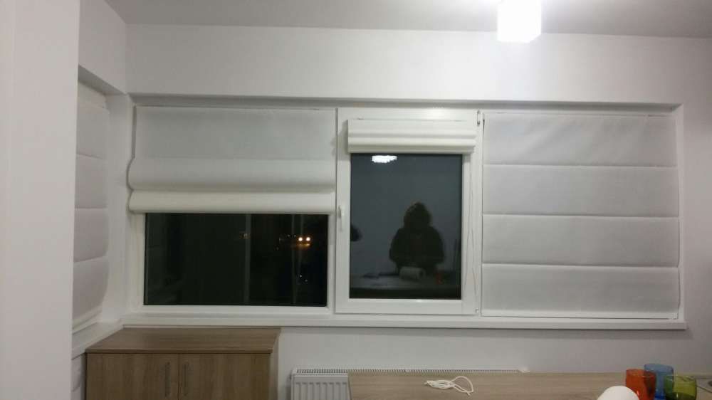 Jaluzele simple sau cu caseta și ghidaj