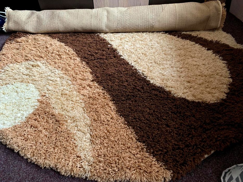 Covor oval material sintetic