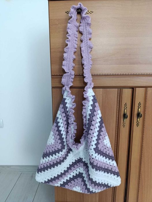 Чанта, ръчно плетена