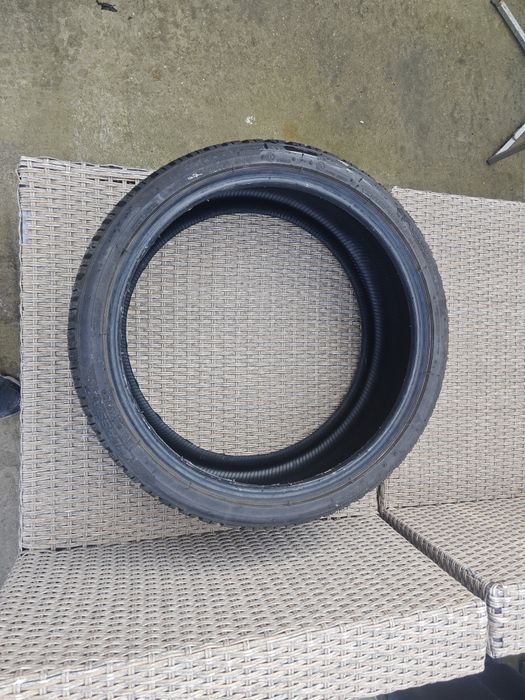 Гуми 235/35/19 lassa