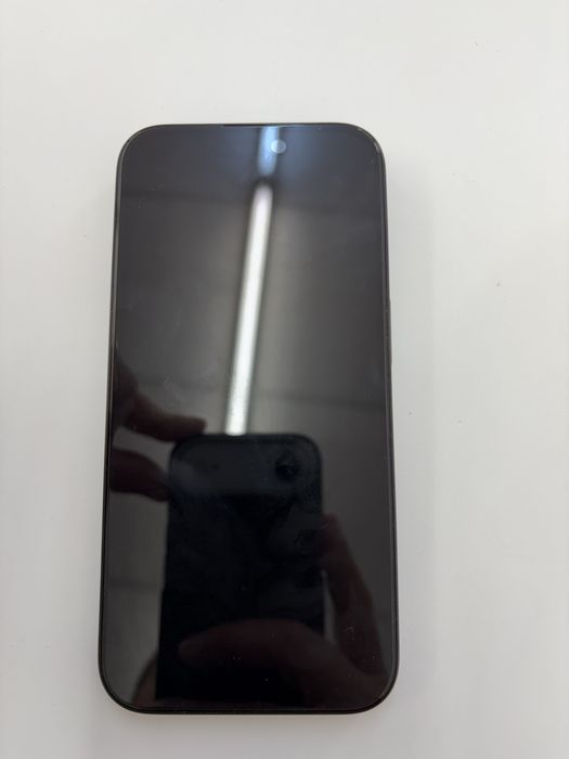 Iphone 15 pro impecabil