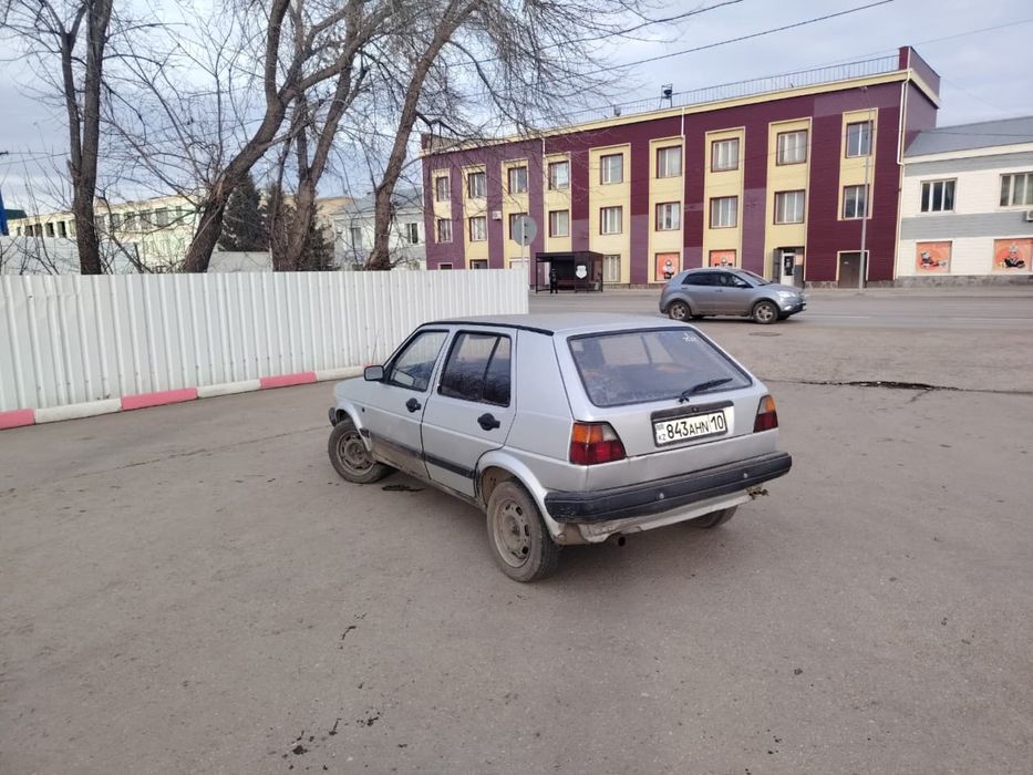 Продам гольф 2 на ходу