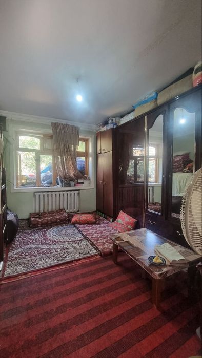 Чиланзар 4.Метро Хамза. 1/3/4..20 м²