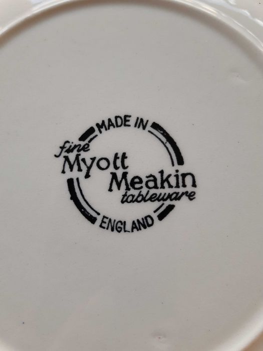 farfurii si set cafea PORTELAN ENGLEZESC MYOTT