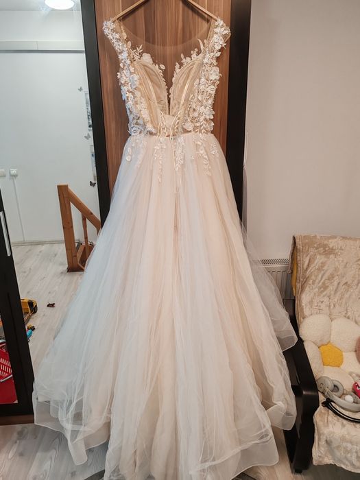 Rochie de mireasa ivory