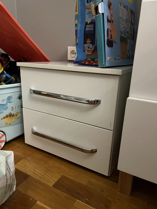 Спальный гарнитур, кровать