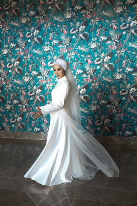 Свадебное платье на никах