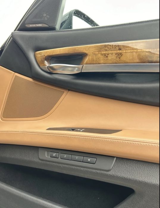 Продавам BMW 750 L i Xd