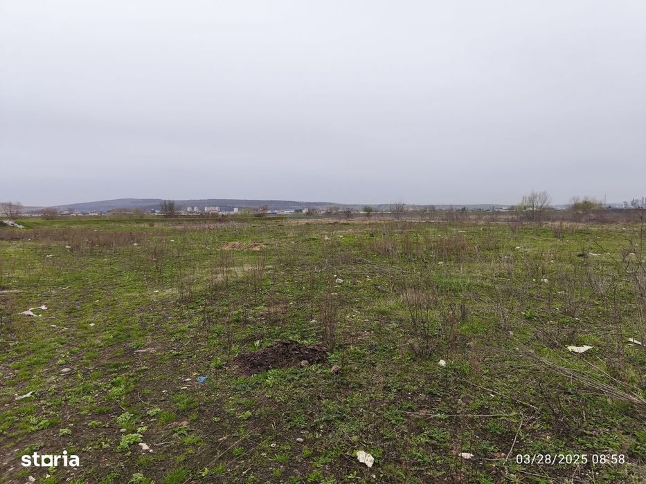 Teren drept  19059 mp - toate utilitățile - asfalt - Sancrai