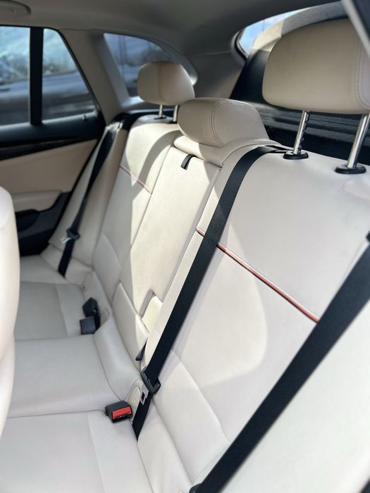 Vând urgent BMW X1 X-drive 18d