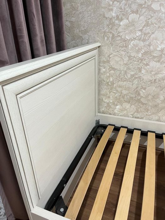 Кровать односпальная