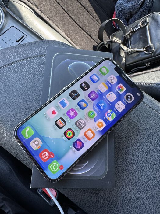 Продам iPhone 12 pro на 128gb