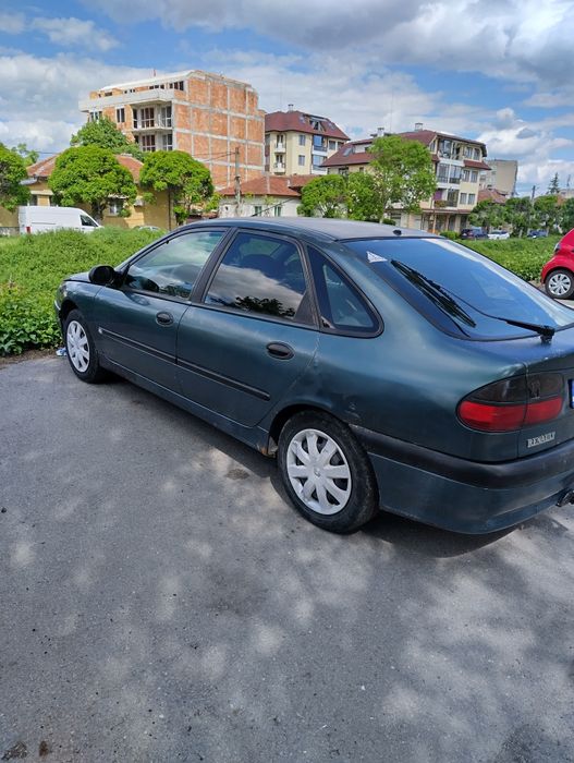 Продавам рено лагуна